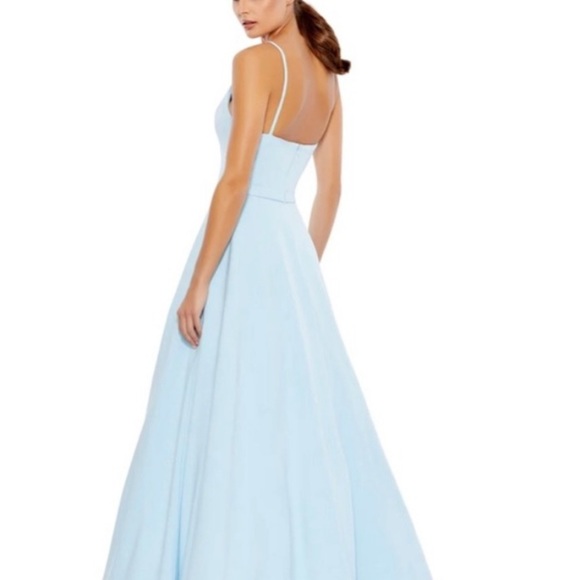 Ieena for Mac Duggal Classic A-Line V-Neck Ballgown Powder Blue Sz12 - Picture 13 of 14